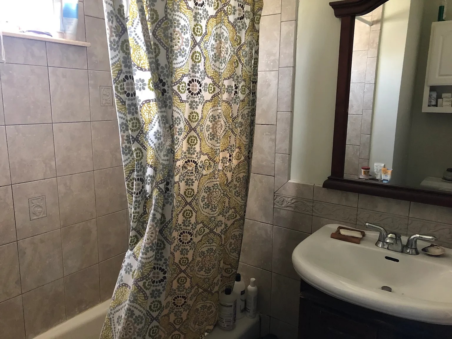 3 bed, 1 bath apartment for rent at 35 Princeton St Unit 3A, Powder House Square — photo 16 of 18
