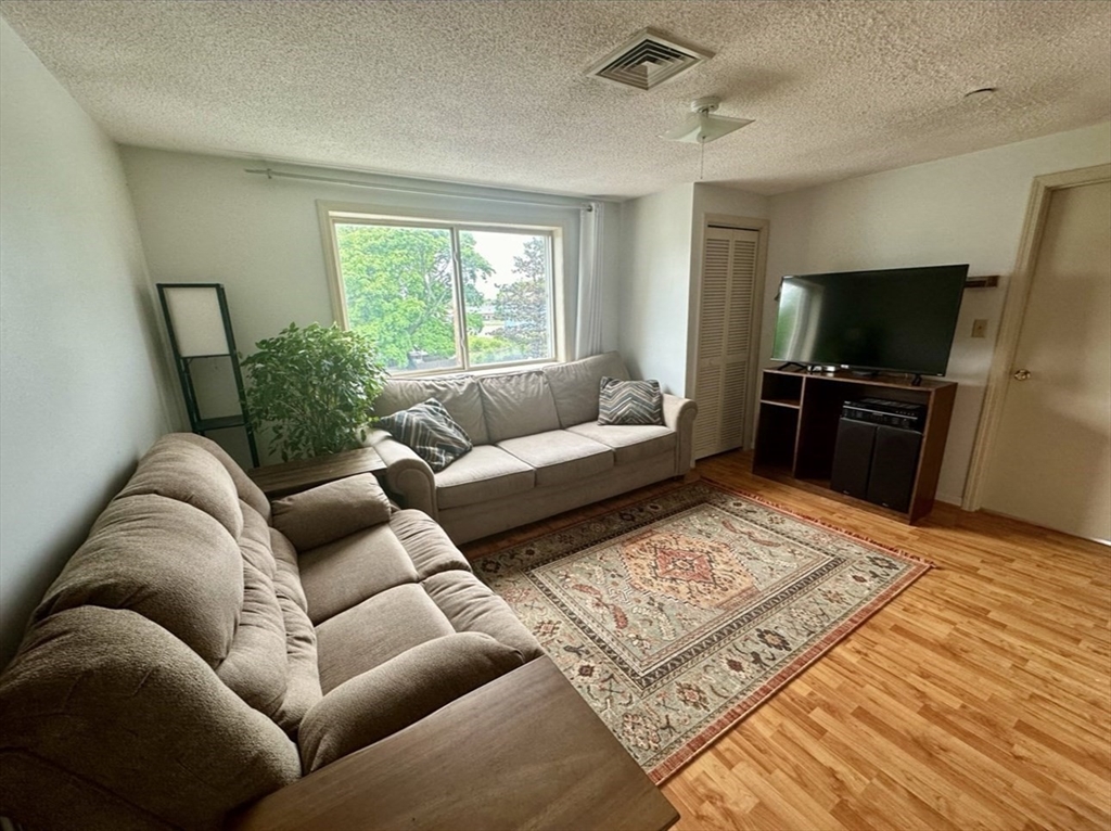 1 bed, 1 bath apartment for rent at 35 Prospect St Unit 309, Woburn — photo 5 of 6