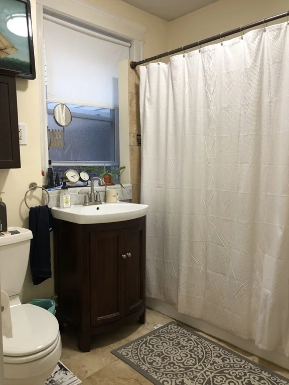1 bed, 1 bath apartment for rent at 35 Queensberry St Unit 10, Fenway — photo 6 of 7
