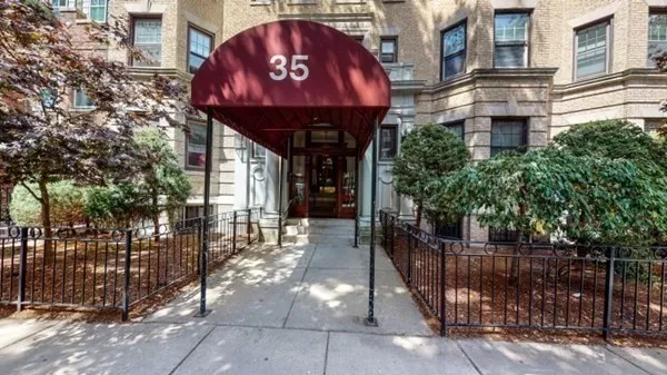 1 bed, 1 bath apartment for rent at 35 Queensberry St Unit 20, Fenway — photo 9 of 9