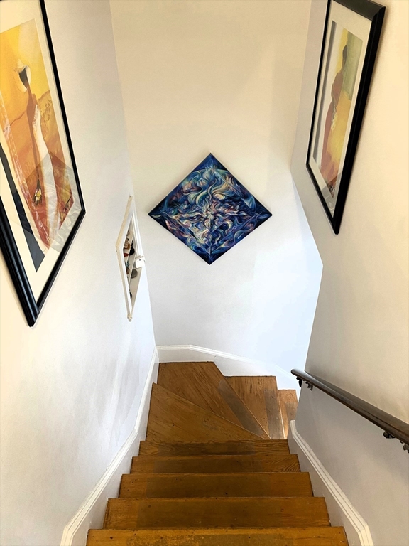 4 bed, 1 bath apartment for rent at 35 Reedsdale Rd, Milton — photo 37 of 41