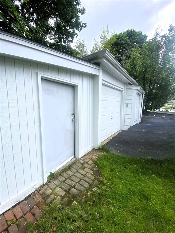 4 bed, 1 bath apartment for rent at 35 Reedsdale Rd, Milton — photo 41 of 41