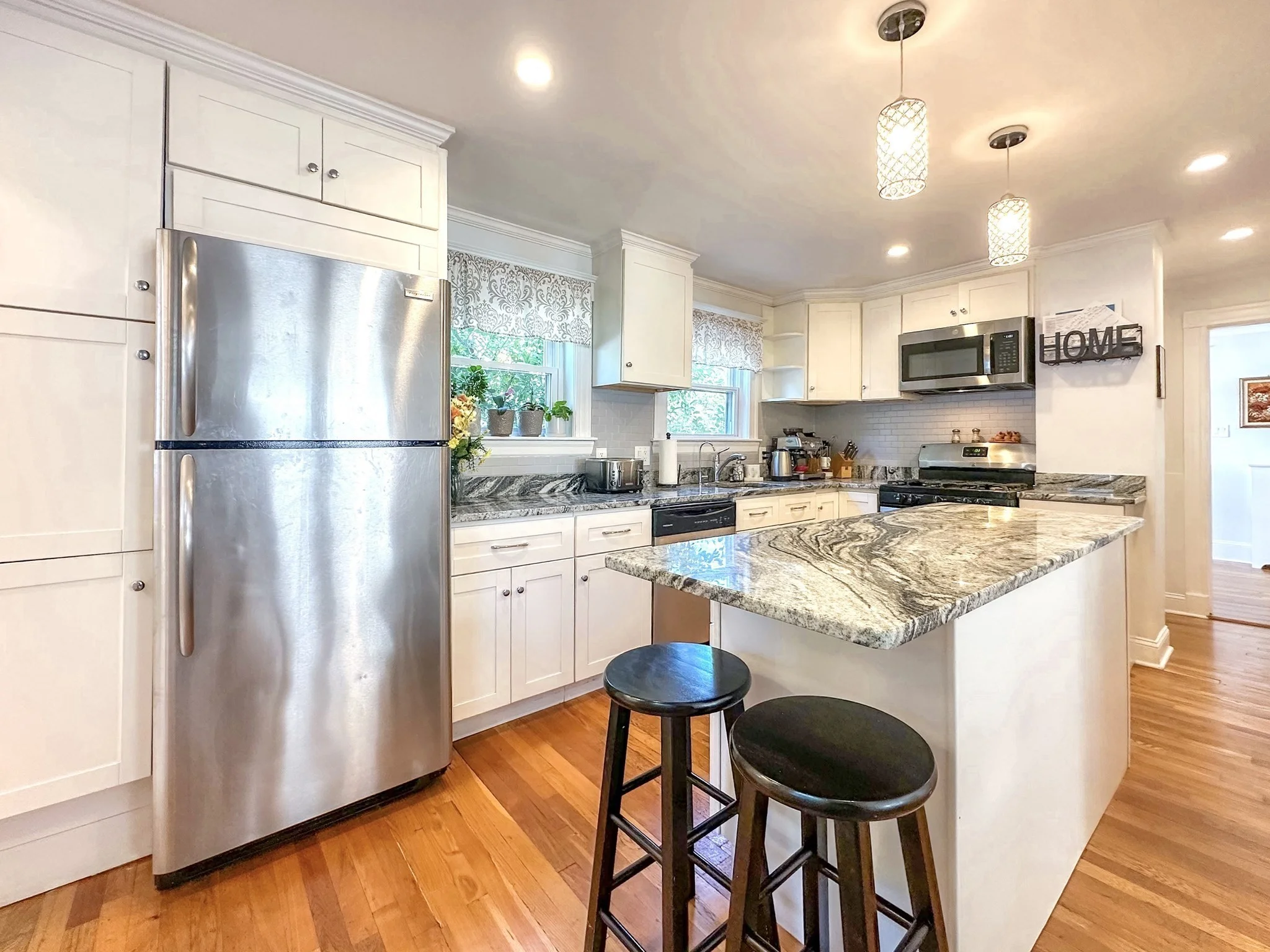4 bed, 1 bath apartment for rent at 35 Reedsdale Rd Unit 35, Milton — photo 19 of 37