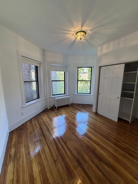 3 bed, 1 bath apartment for rent at 35 Revere St Unit 2, Beacon Hill — photo 11 of 13