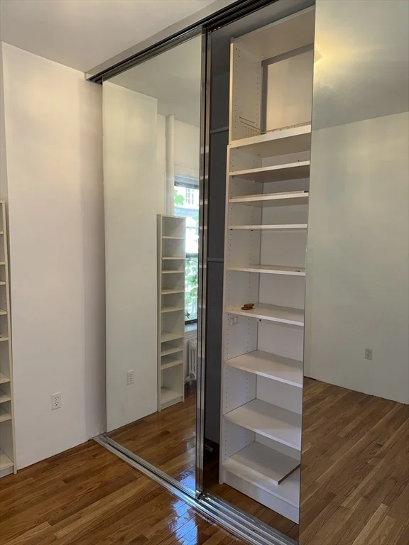 3 bed, 1 bath apartment for rent at 35 Revere St Unit 2, Beacon Hill — photo 10 of 13