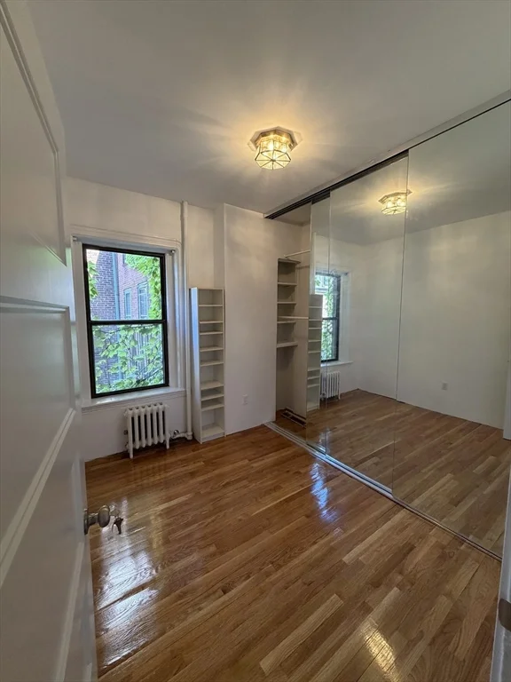 3 bed, 1 bath apartment for rent at 35 Revere St Unit 2, Beacon Hill — photo 9 of 13