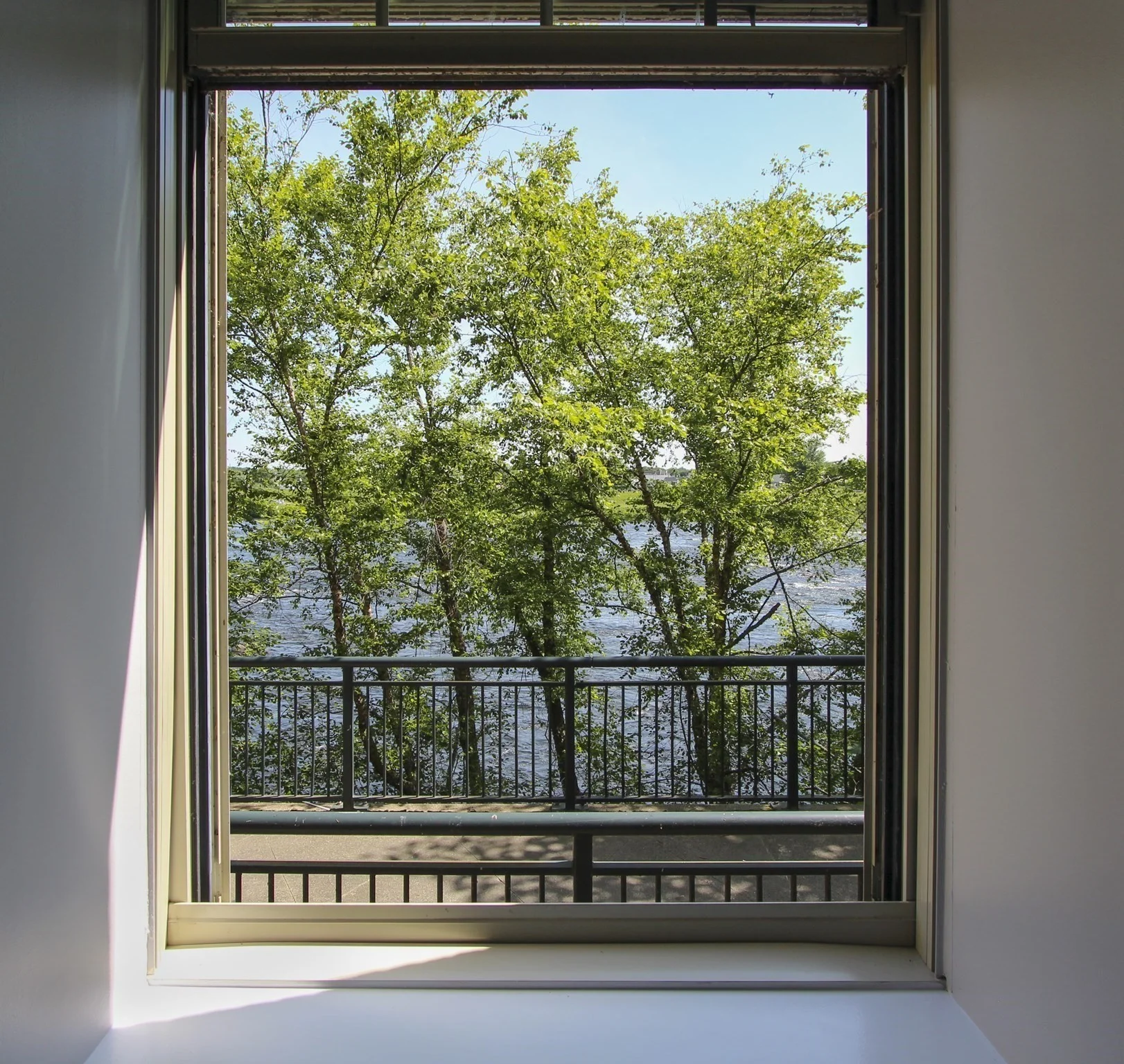 1 bed, 1 bath apartment for rent at 35 Riverwalk Way Unit R118, Lowell — photo 8 of 25