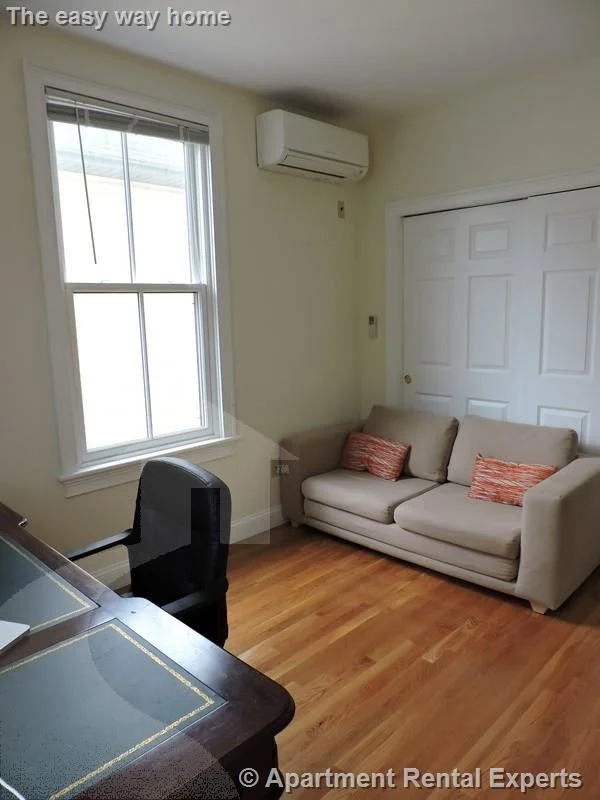 3 bed, 2 bath apartment for rent at 35 Roberts Rd Unit 2, Harvard Square — photo 8 of 14
