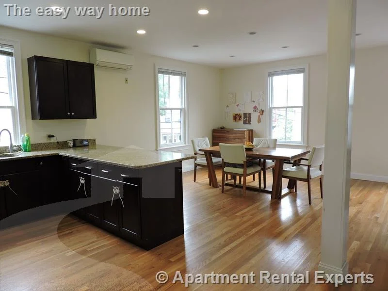 3 bed, 2 bath apartment for rent at 35 Roberts Rd Unit 2, Harvard Square — photo 2 of 14