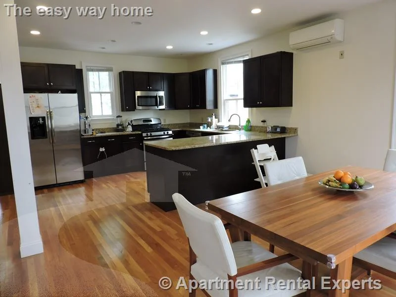 3 bed, 2 bath apartment for rent at 35 Roberts Rd Unit 2, Harvard Square — photo 1 of 14