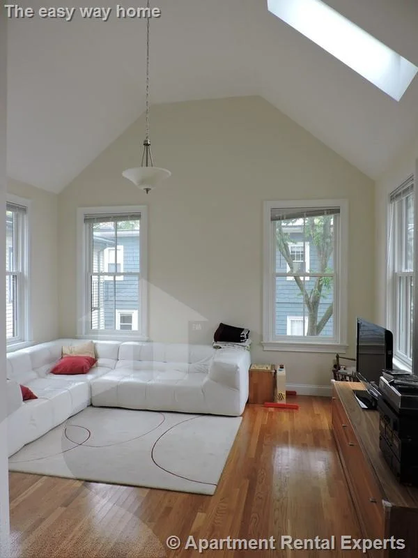 3 bed, 2 bath apartment for rent at 35 Roberts Rd Unit 2, Harvard Square — photo 12 of 14