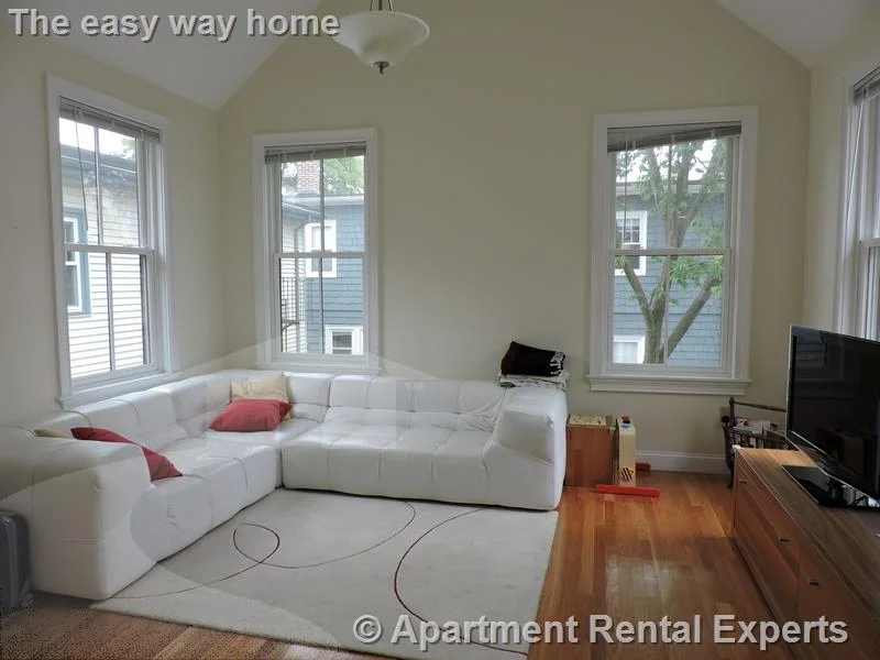 3 bed, 2 bath apartment for rent at 35 Roberts Rd Unit 2, Harvard Square — photo 10 of 14