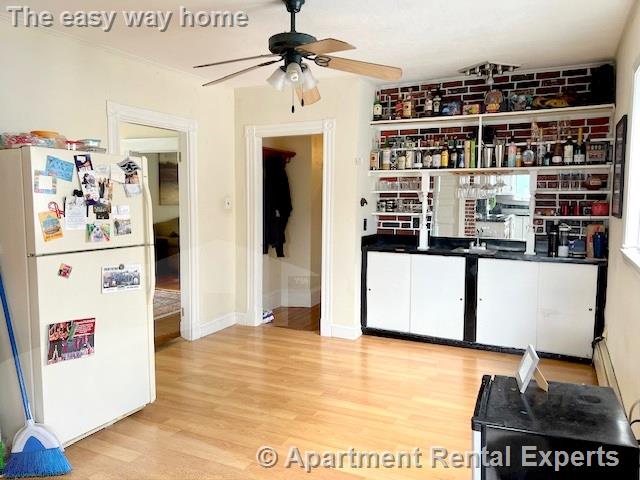 4 bed, 1 bath apartment for rent at 35 Rogers Ave, Davis Square — photo 3 of 23