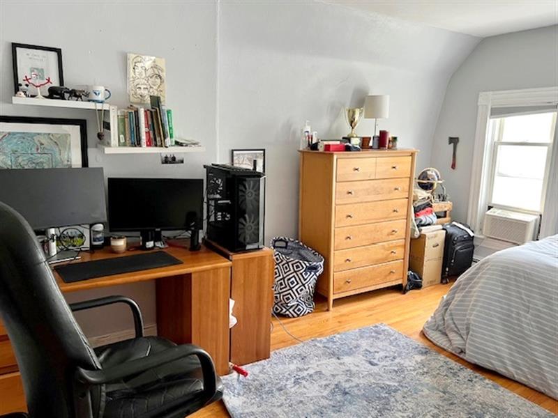 4 bed, 1 bath apartment for rent at 35 Rogers Ave Unit 1, Powder House Square — photo 15 of 23