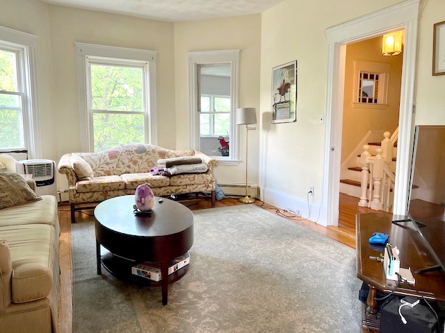 4 bed, 1 bath apartment for rent at 35 Rogers Ave Unit 2, Powder House Square — photo 7 of 23