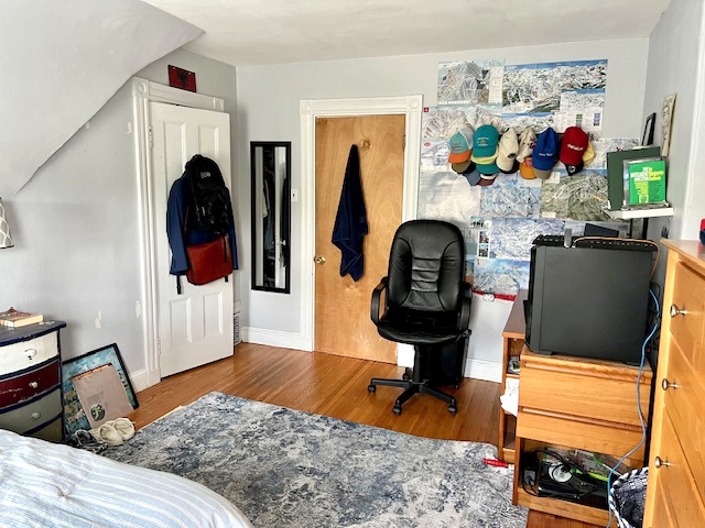 4 bed, 1 bath apartment for rent at 35 Rogers Ave Unit 2, Powder House Square — photo 14 of 23