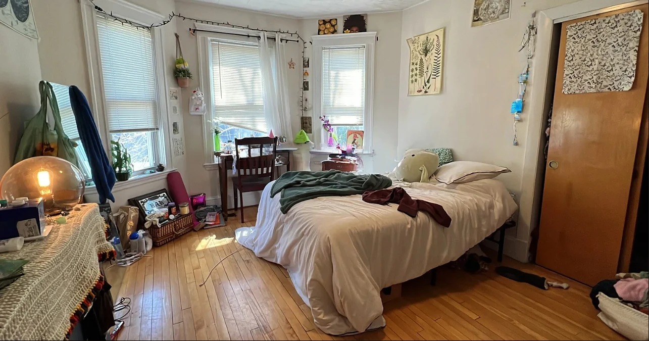 3 bed, 1 bath apartment for rent at 35 Rose St Unit 2, Ward Two — photo 14 of 22