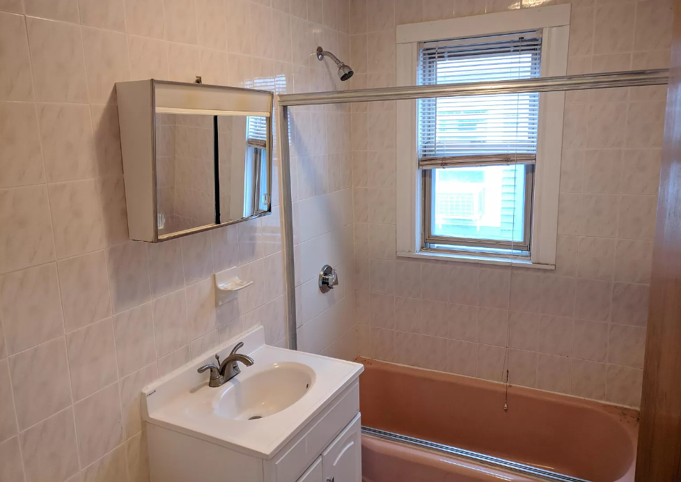 3 bed, 1 bath apartment for rent at 35 Rose St Unit 2, Ward Two — photo 20 of 22