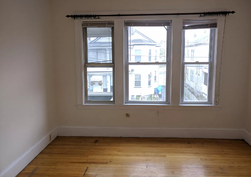 3 bed, 1 bath apartment for rent at 35 Rose St Unit 2A, Ward Two — photo 6 of 22
