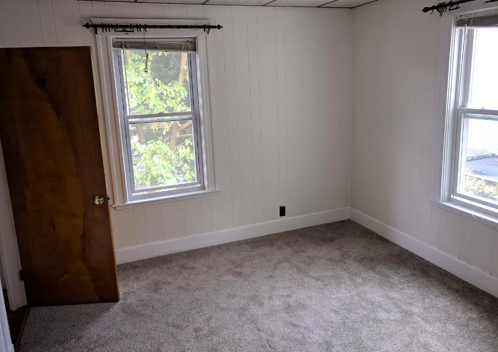 3 bed, 1 bath apartment for rent at 35 Rose St Unit 2A, Ward Two — photo 19 of 22