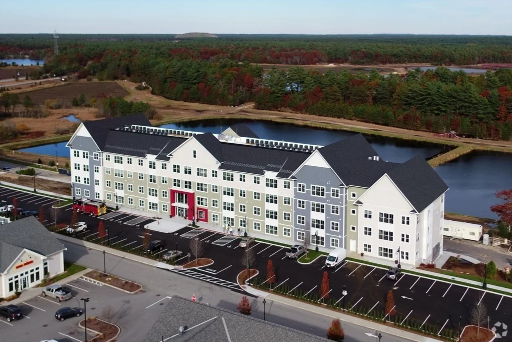 2 bed, 2 bath apartment for rent at 35 Rosebrook Pl Unit 1114, Wareham — photo 1 of 14