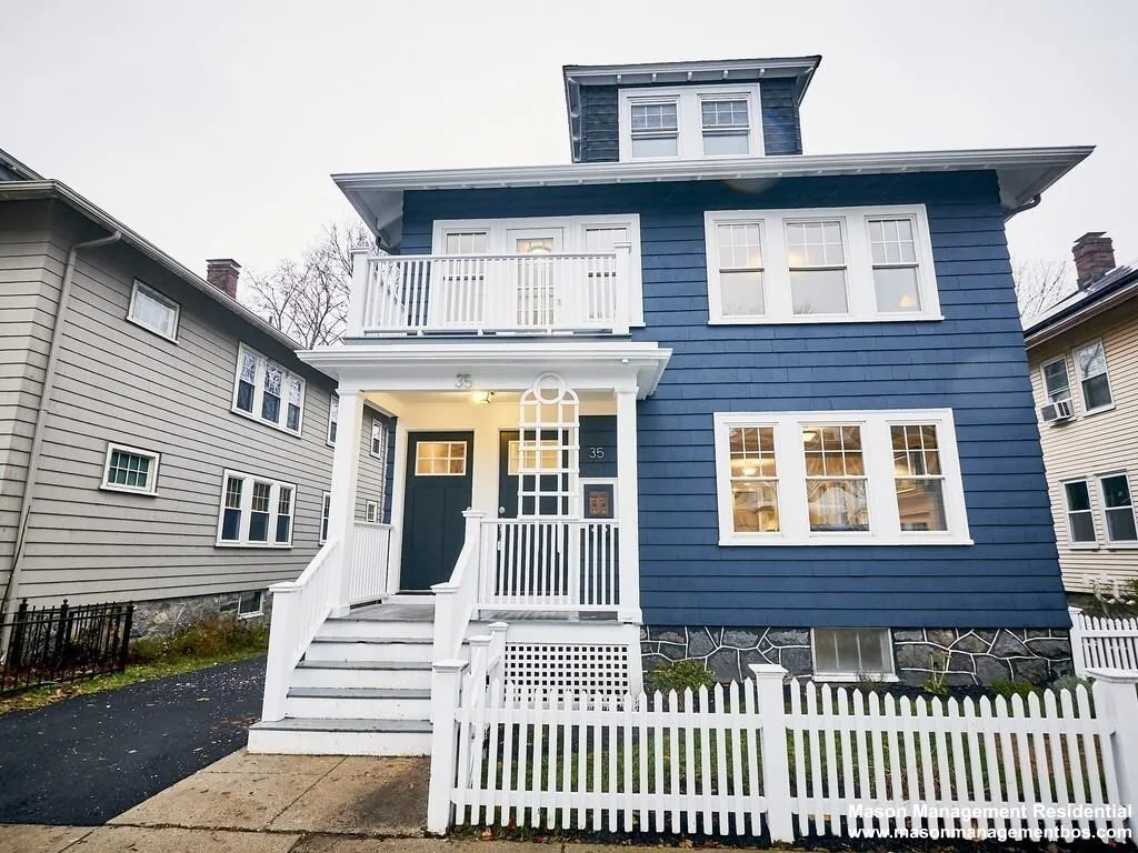 2 bed, 1 bath apartment for rent at 35 Roseway St Unit 2, Jamaica Plain