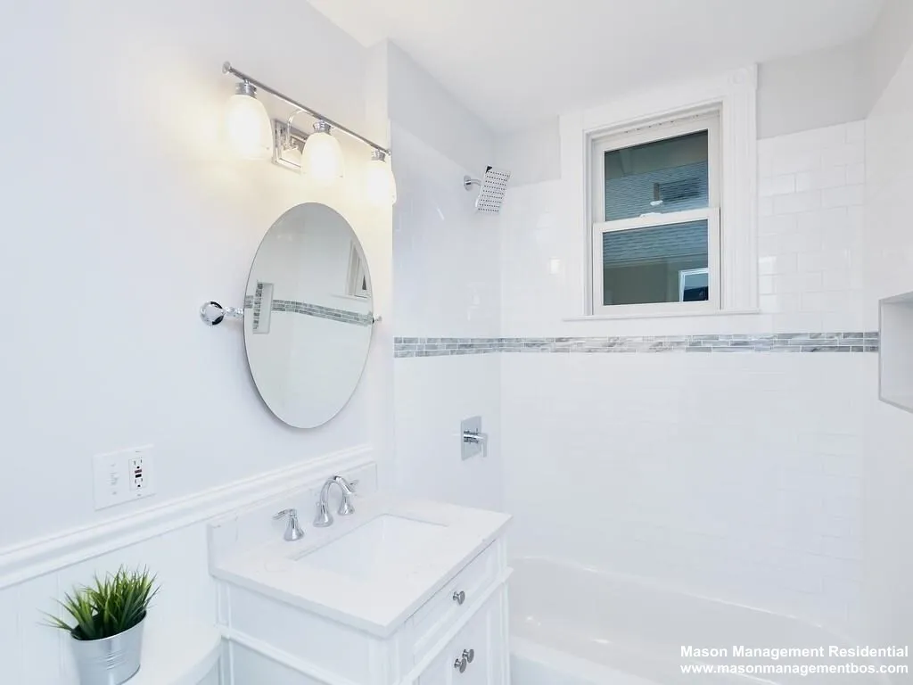 2 bed, 1 bath apartment for rent at 35 Roseway St Unit 2, Jamaica Plain — photo 2 of 11