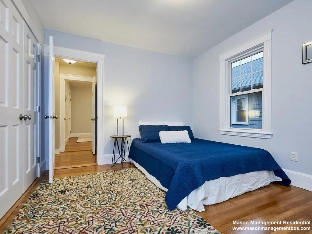 2 bed, 1 bath apartment for rent at 35 Roseway St Unit 2, Jamaica Plain — photo 9 of 11