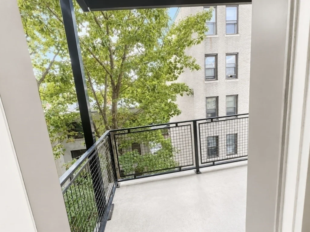 2 bed, 1 bath apartment for rent at 35 S Huntington Ave Unit 201, Coolidge Corner — photo 7 of 11