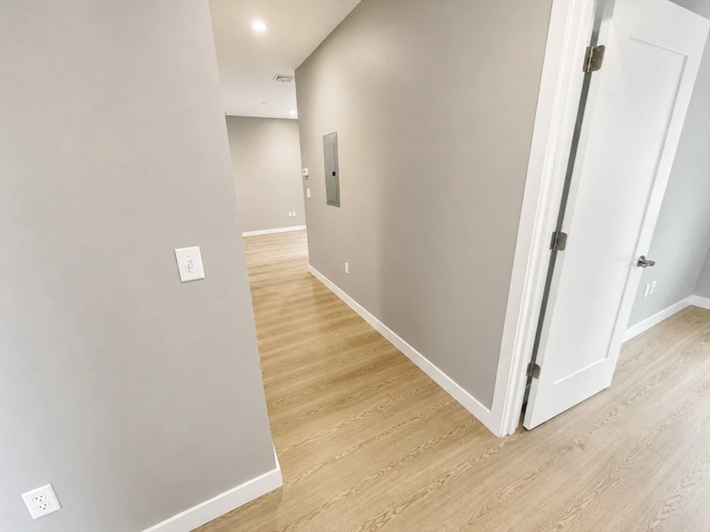 2 bed, 1 bath apartment for rent at 35 S Huntington Ave Unit 201, Coolidge Corner — photo 3 of 11