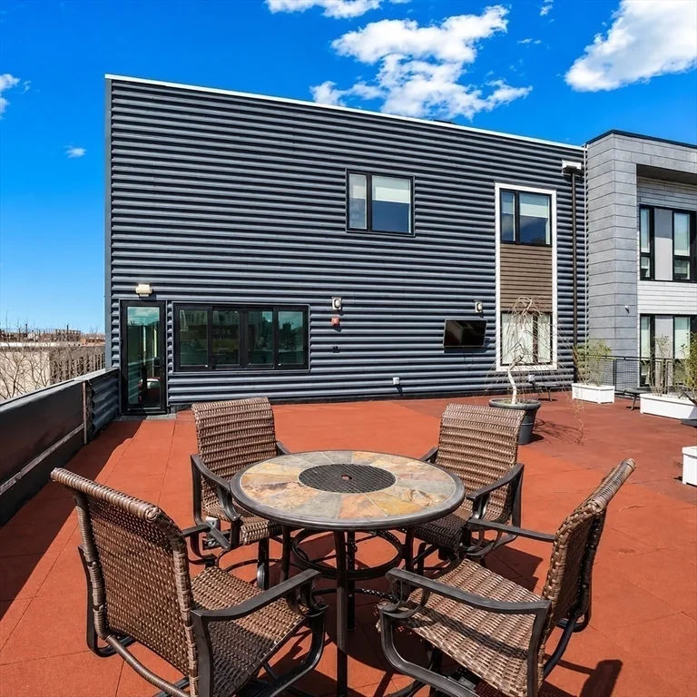 3 bed, 2 bath apartment for rent at 35 S Huntington Ave Unit 603, Coolidge Corner — photo 10 of 13