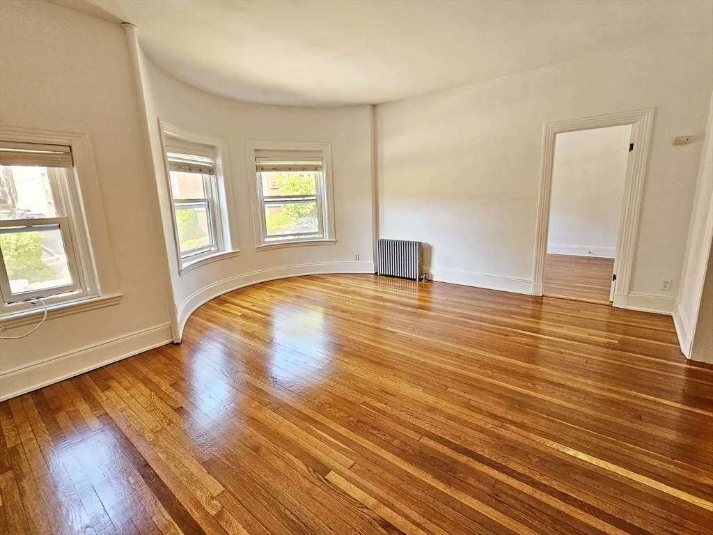 1 bed, 1 bath apartment for rent at 35 Saint Paul St Unit 1, Coolidge Corner
