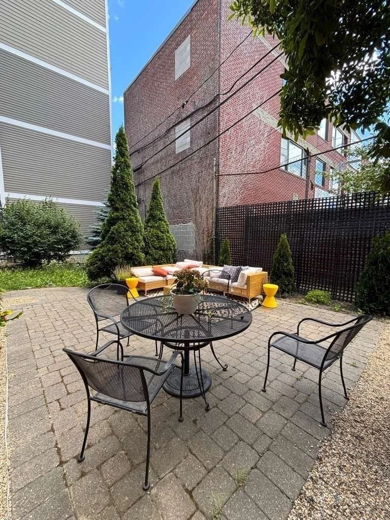 2 bed, 2 bath apartment for rent at 35 Saratoga St Unit 1, East Boston — photo 16 of 19
