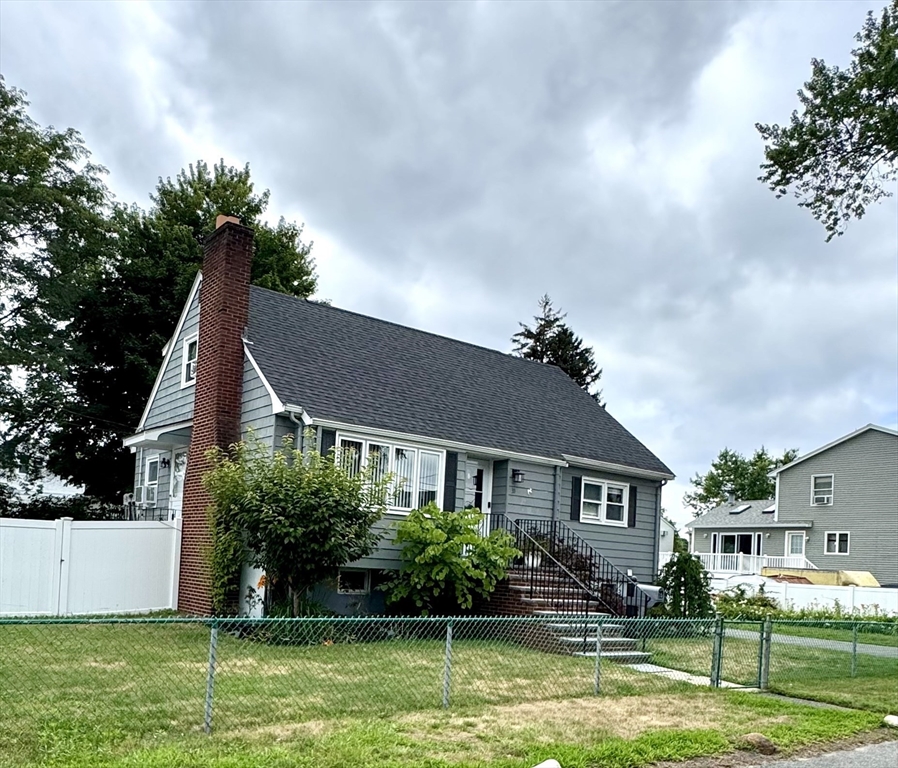 4 bed, 2 bath apartment for rent at 35 Serino Way, Saugus — photo 1 of 9