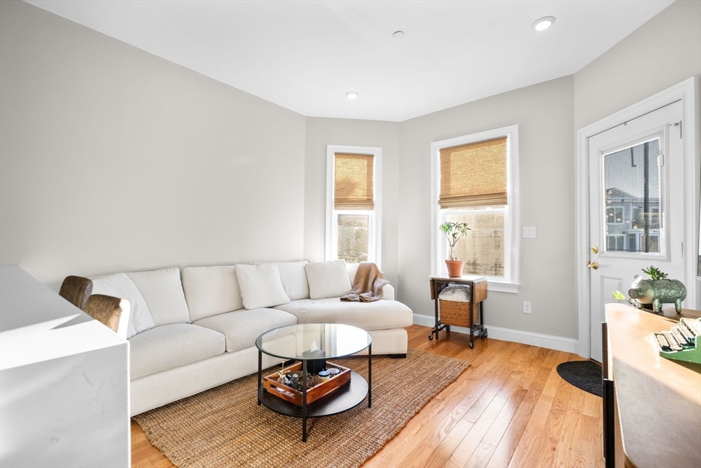 2 bed, 2 bath apartment for rent at 35 Somerset Ave Unit 5A, Winthrop — photo 2 of 21