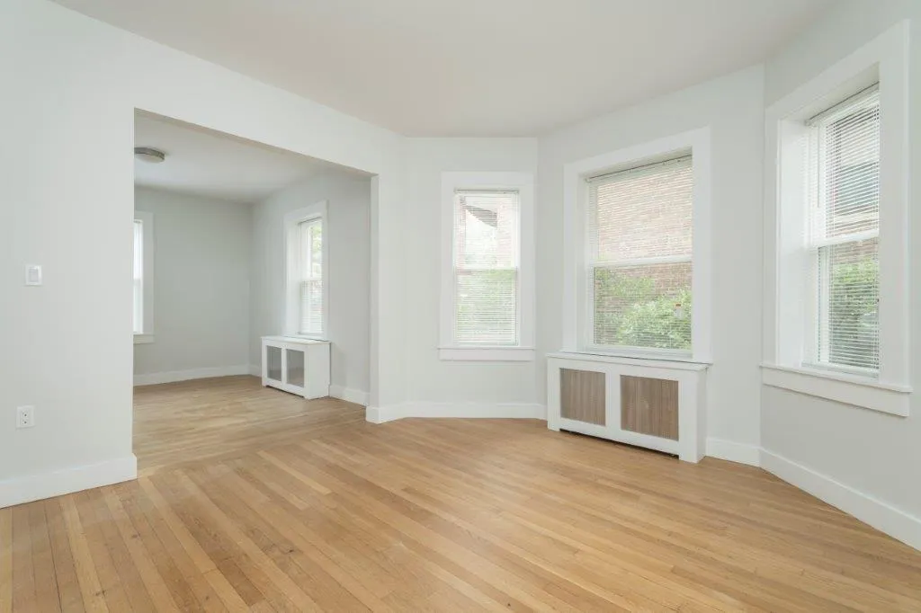 3 bed, 1 bath apartment for rent at 35 South St Unit 1, Brighton — photo 5 of 16