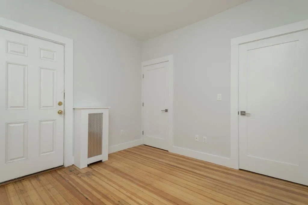 3 bed, 1 bath apartment for rent at 35 South St Unit 1, Brighton — photo 7 of 16