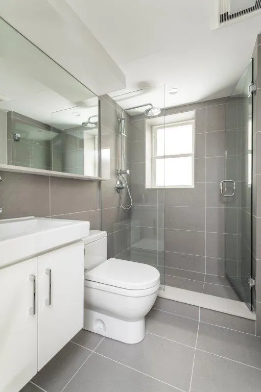 3 bed, 1 bath apartment for rent at 35 South St Unit B2, Brighton — photo 3 of 15