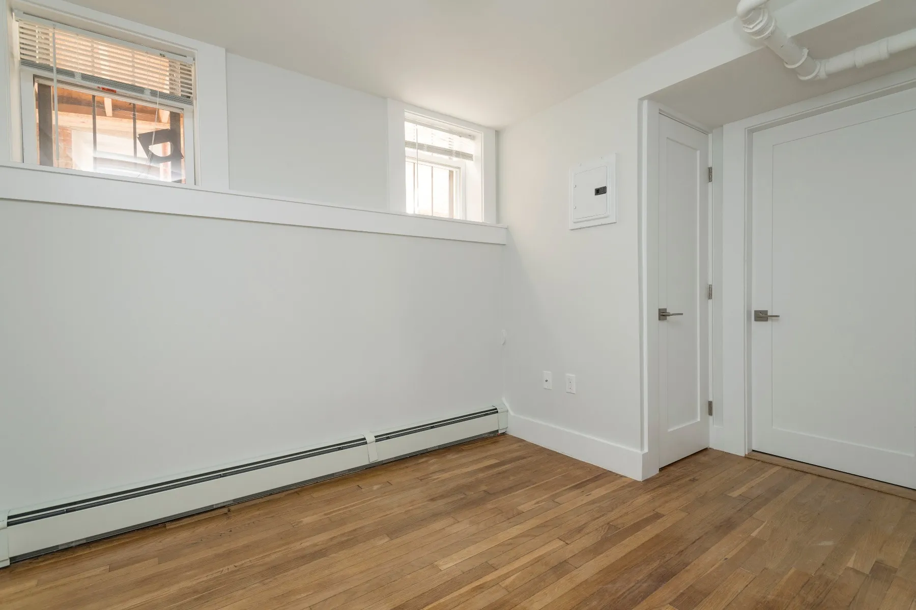 3 bed, 1 bath apartment for rent at 35 South St Unit B4, Brighton — photo 6 of 14