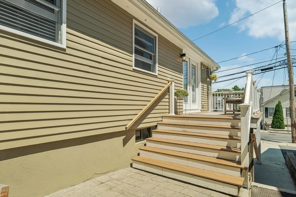 3 bed, 2 bath apartment for rent at 35 Springvale Ave Unit N/A, Chelsea — photo 30 of 35