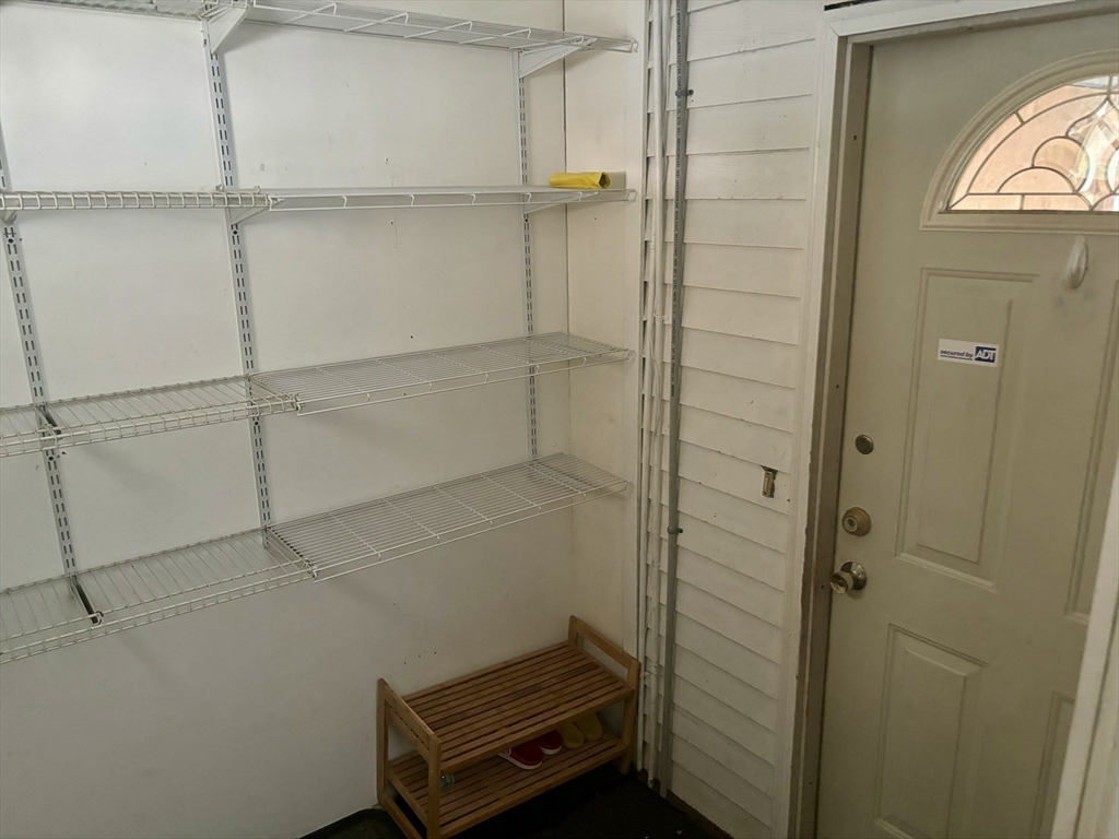 3 bed, 1 bath apartment for rent at 35 Stoneland Rd Unit 1, Worcester — photo 16 of 22
