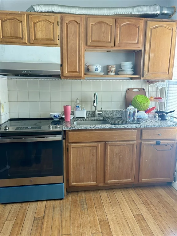 3 bed, 1 bath apartment for rent at 35 Stoneland Rd Unit 3, Worcester — photo 6 of 19