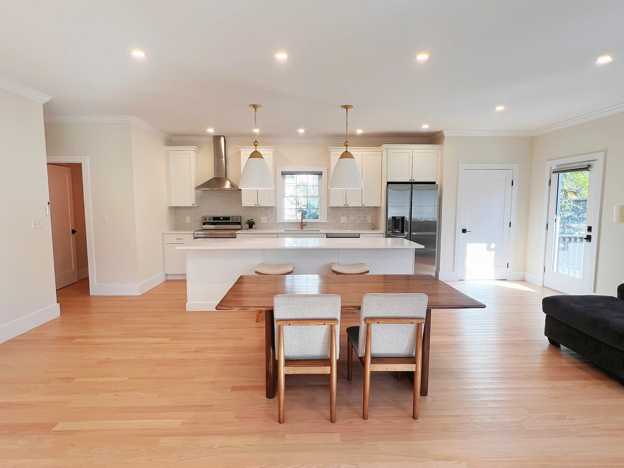 3 bed, 2 bath apartment for rent at 35 Summer St Unit 35, Arlington — photo 3 of 29