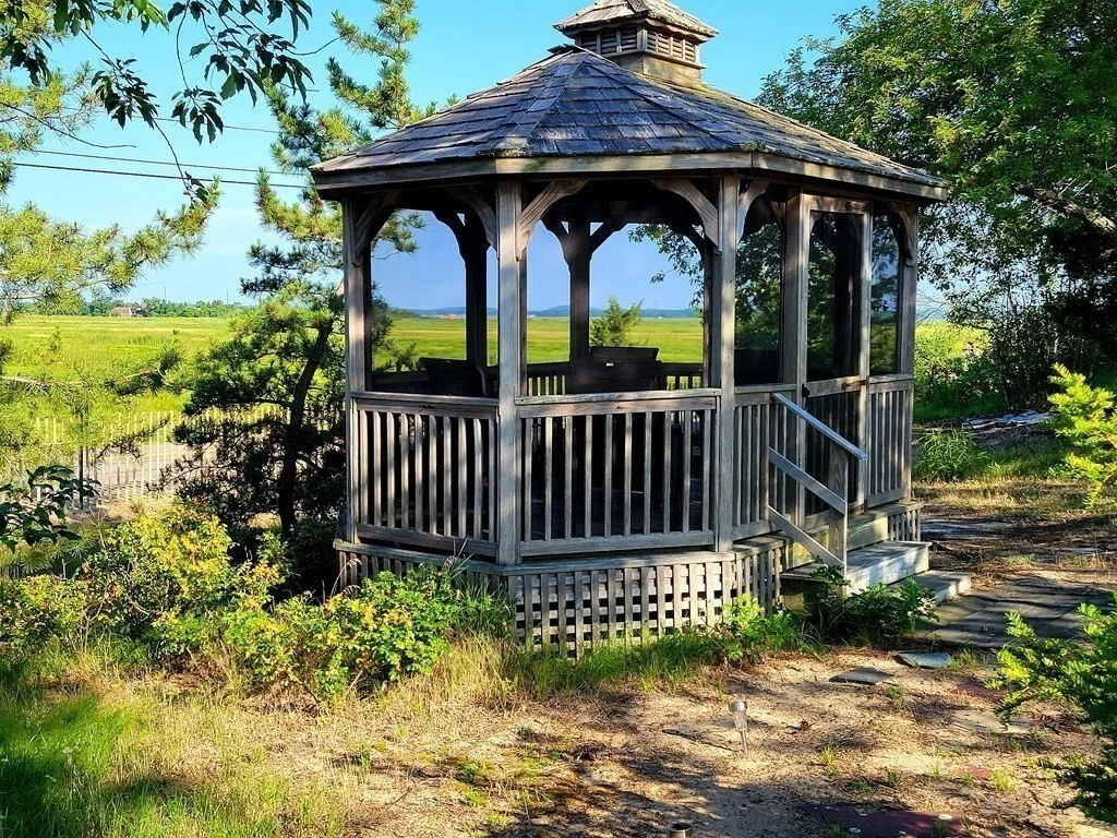 2 bed, 1 bath apartment for rent at 35 Sunset Unit WINTER, Plum Island — photo 6 of 21