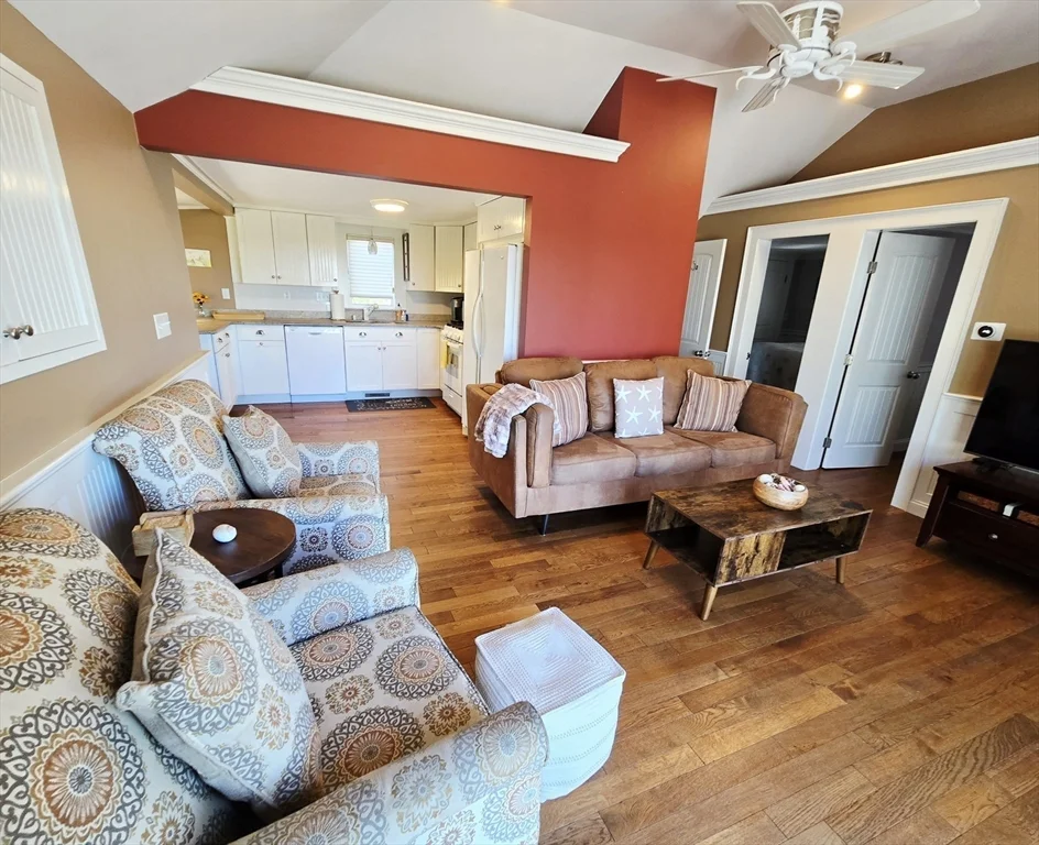 2 bed, 1 bath apartment for rent at 35 Sunset Unit WINTER, Plum Island — photo 9 of 21