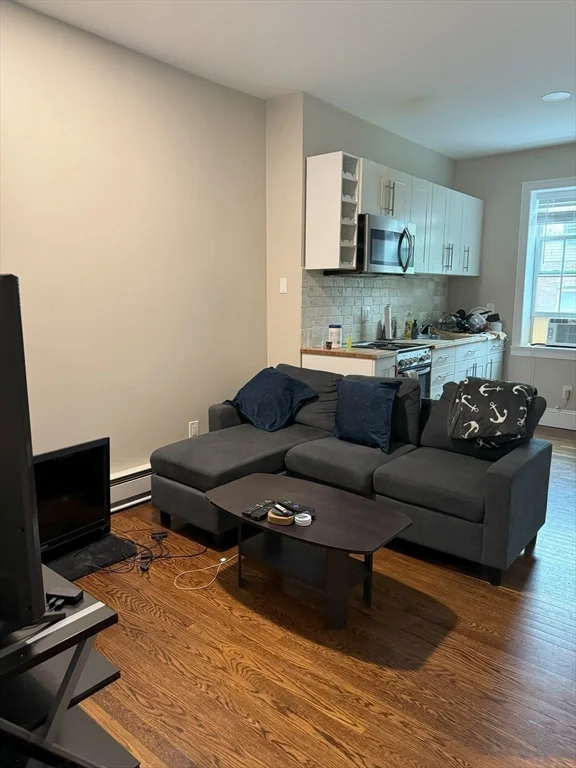 1 bed, 1 bath apartment for rent at 35 Swallow St Unit 2, South Boston — photo 4 of 8