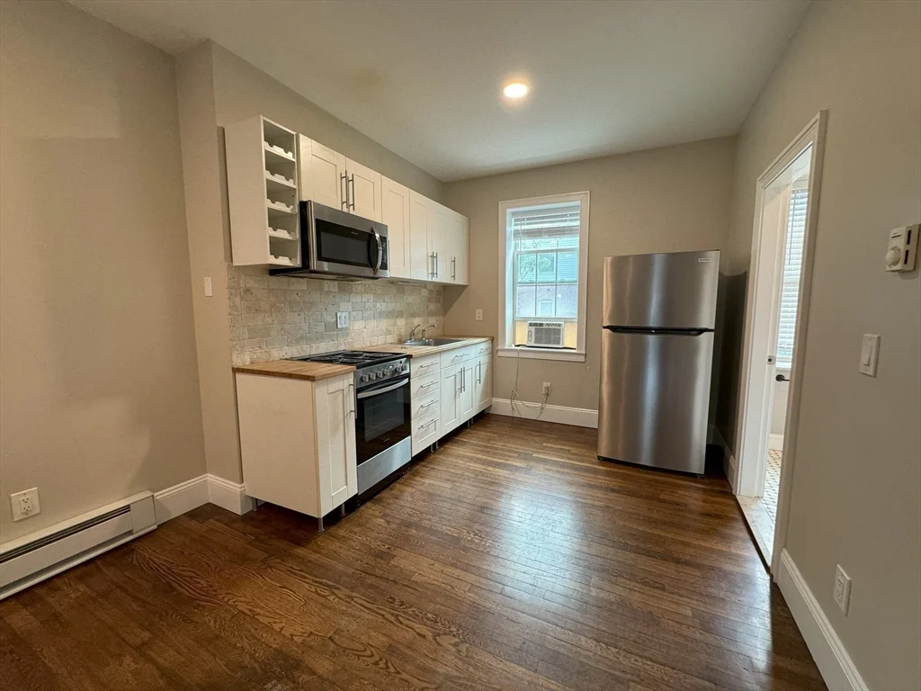 1 bed, 1 bath apartment for rent at 35 Swallow St Unit 2, South Boston