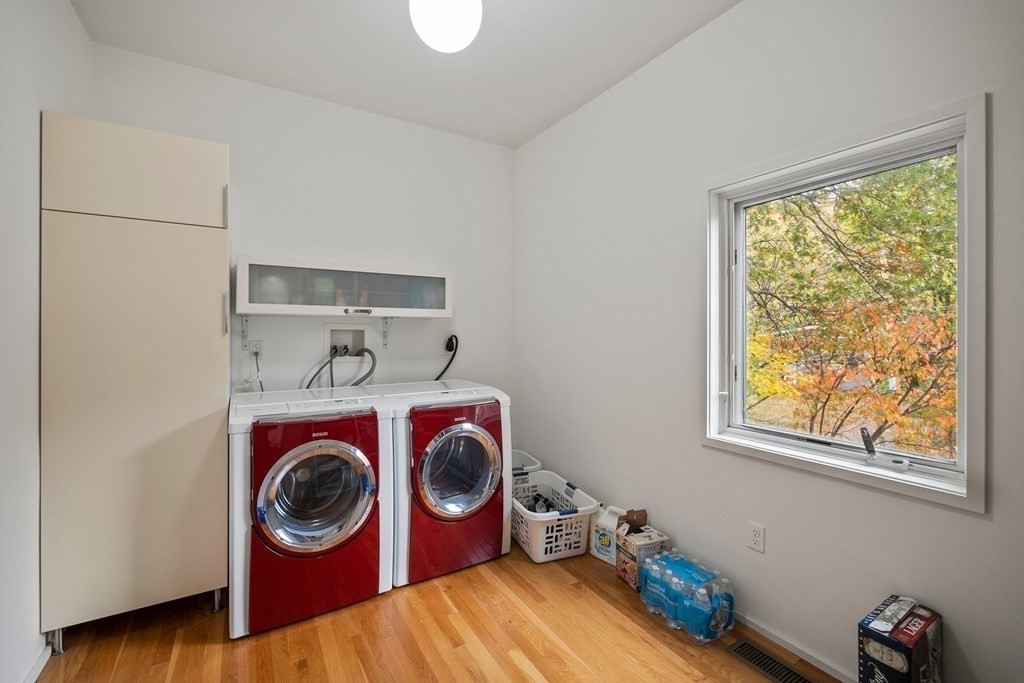 4 bed, 3 bath apartment for rent at 35 Thornberry Rd, Winchester — photo 14 of 26