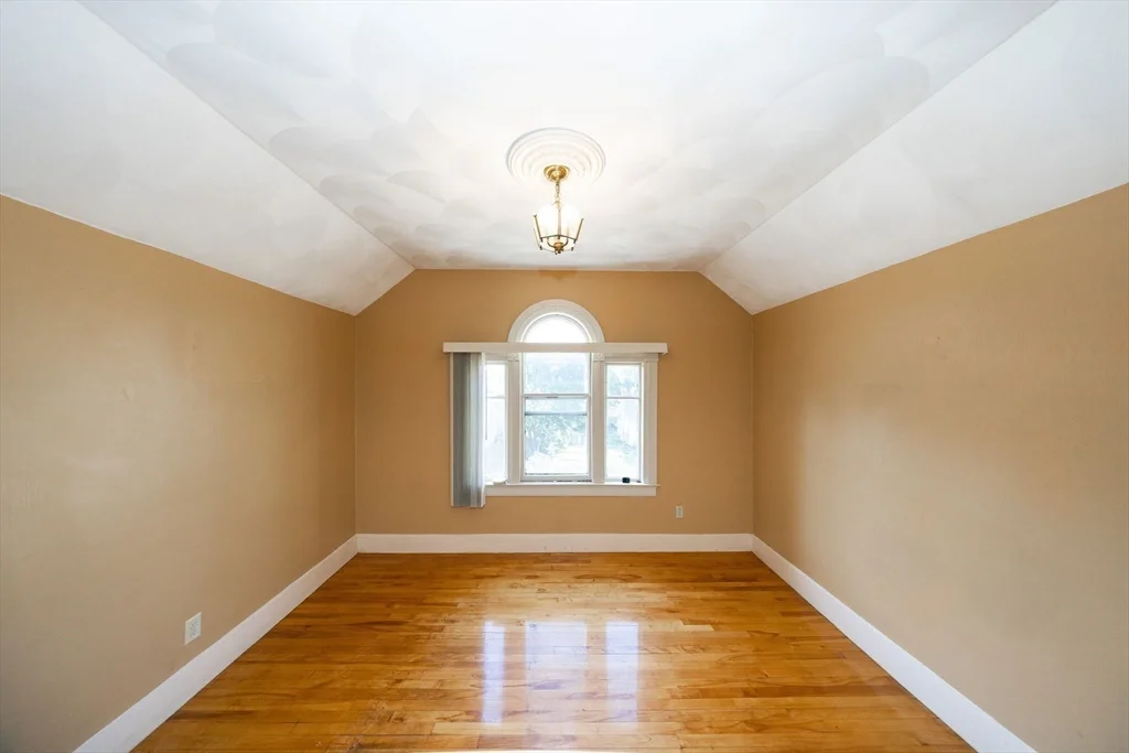 2 bed, 1 bath apartment for rent at 35 Tirrell St Unit 3, Worcester — photo 7 of 9