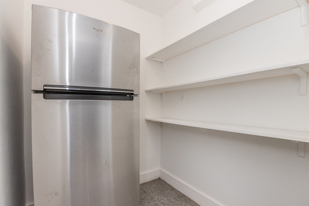 3 bed, 1 bath apartment for rent at 35 Torrey St Unit 1, Dorchester — photo 5 of 27